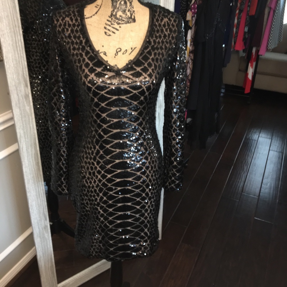 BCBGMaxazria size medium